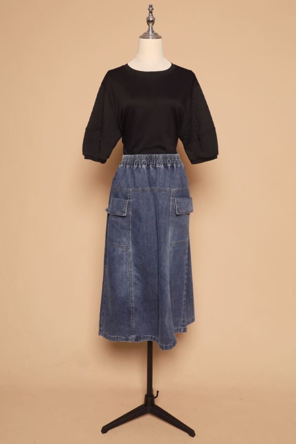 PO - Yuan Embossed Sleeves Top in Black - Image 9
