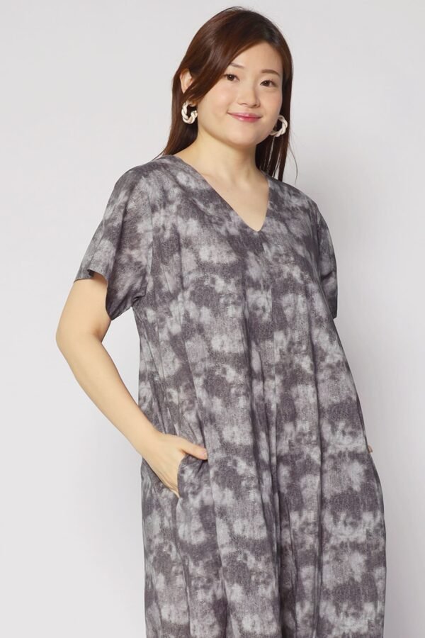 Shirokuro Jumpsuit in Grey Tones - Image 12