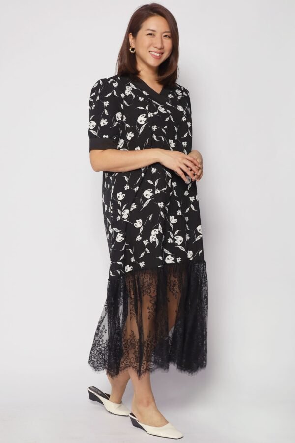 Calandra Floral Lace Dress - Image 2
