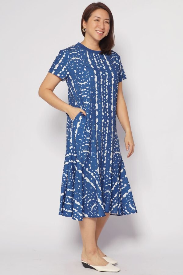 Gisele Dress in Blue Madrid - Image 9