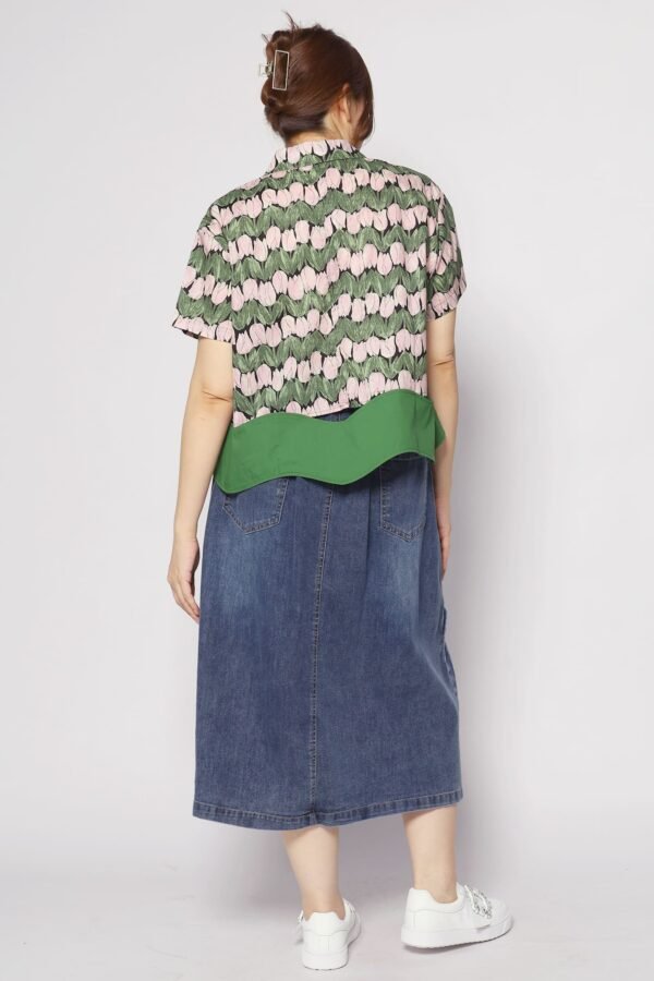 Backorders Harnie Top in Tulip Print - Image 6
