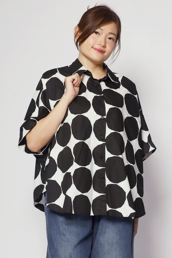 Kasey Top in B/W Circles - Image 2