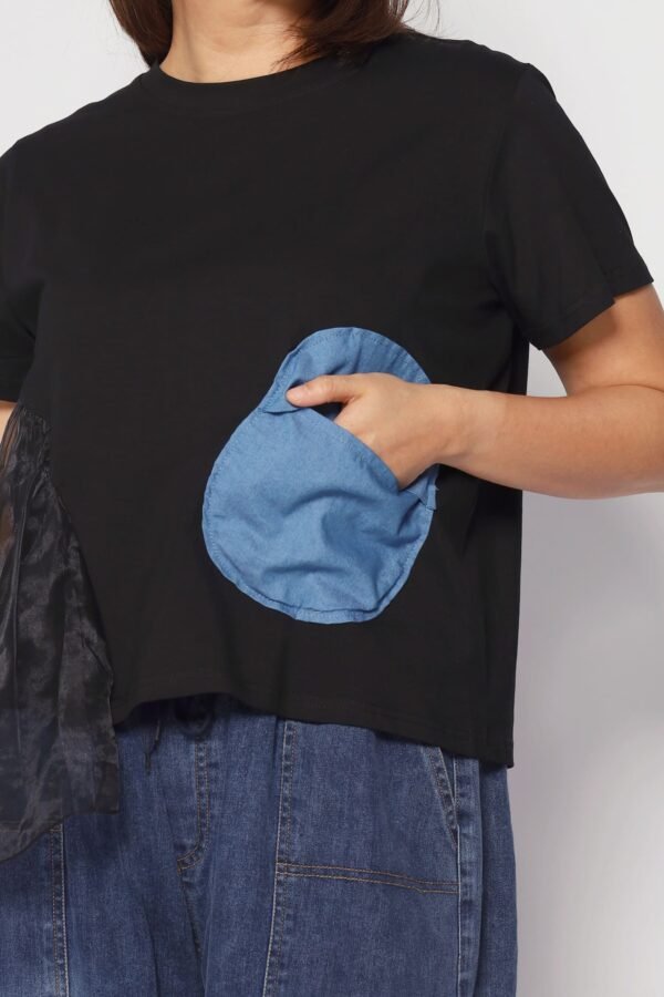 Keke Circles Top in Black - Image 8