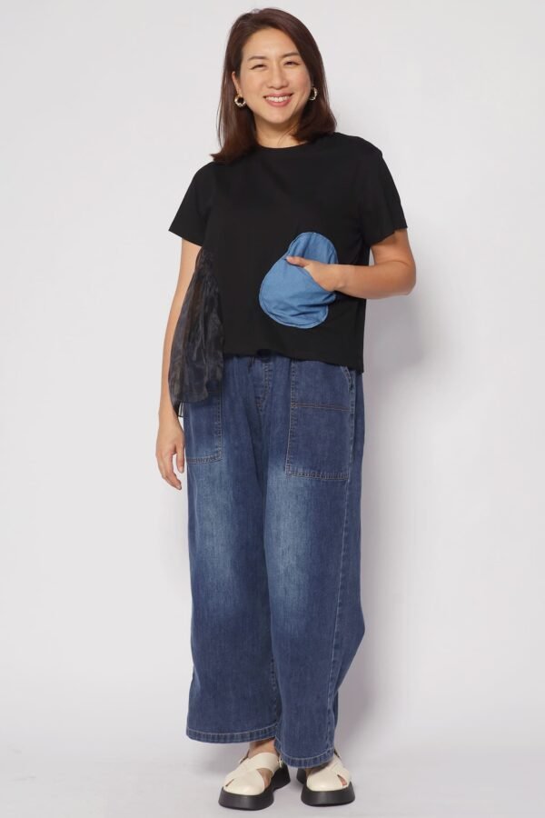 Keke Circles Top in Black - Image 5