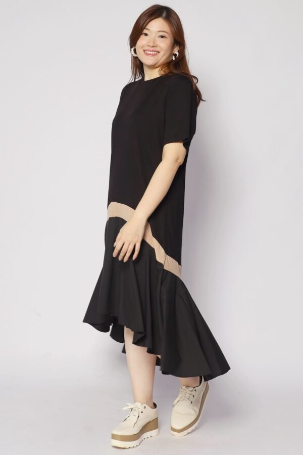 Leigh Colourblock Dress in Black - Image 2