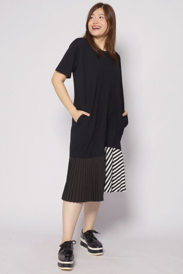 Yara Monochrome Dress - Image 6
